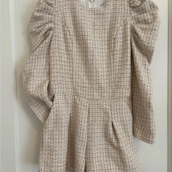 TCEC White and Black Long Sleeve  shorts suit - Picture 4 of 12